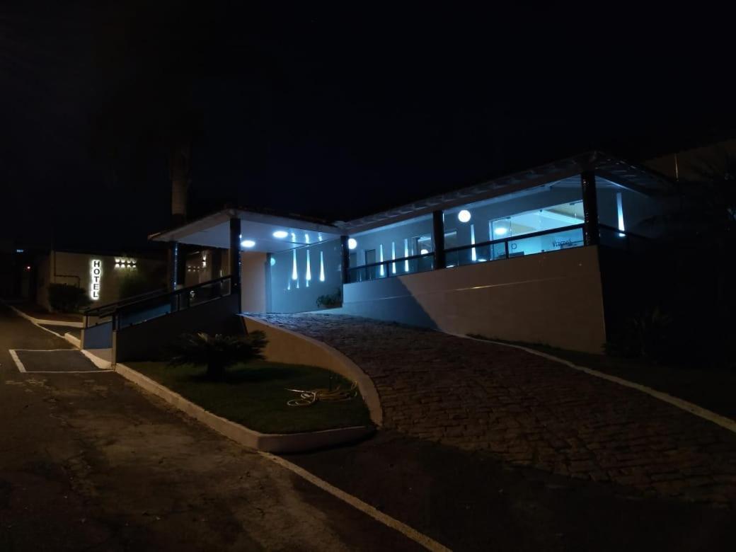 Hotel Veredas Monsenhor Paulo Exterior photo